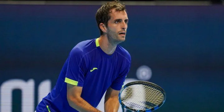 Душан Лайович - Альберт Рамос-Винолас