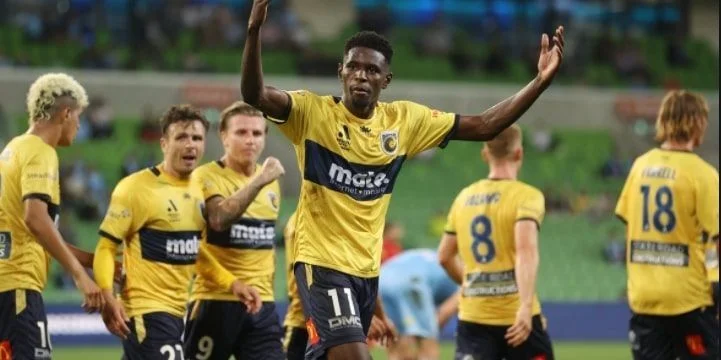 Брисбен Роар - Централ Кост Маринерс