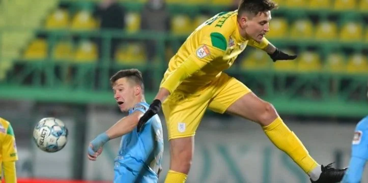 Университатя Клуж - Миовени