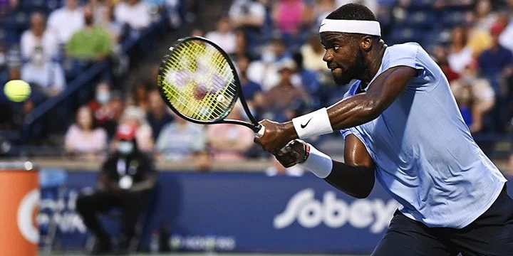 Джефф Вольф - Фрэнсис Тиафо