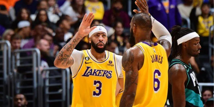 Лейкерс - Нью-Орлеан