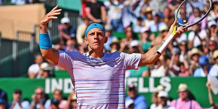 Алехандро Давидович Фокина - Констан Лестьенн