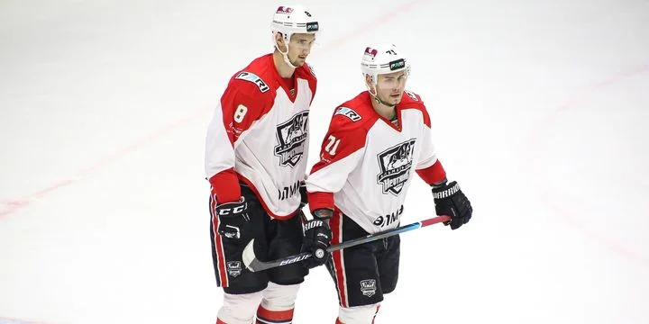 Нефтяник Ал - Зауралье Нефтяник Ал - Зауралье