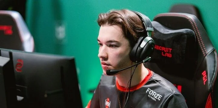 forZe - Young Ninjas forZe - Young Ninjas