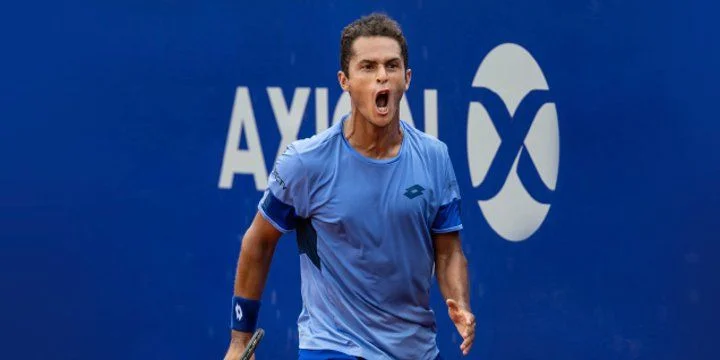 Уго Гастон - Хуан Пабло Варильяс