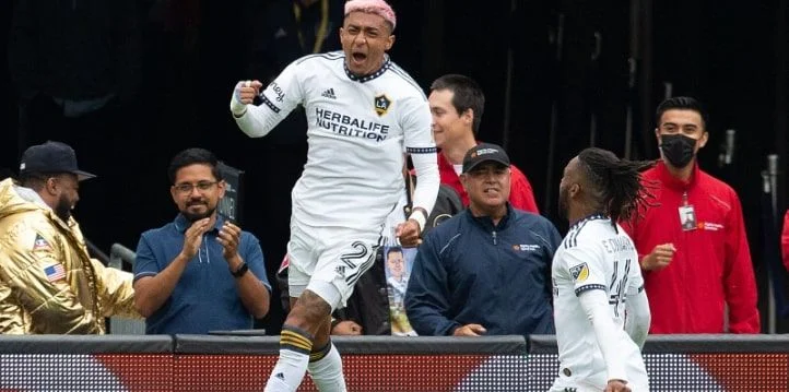 Лос-Анджелес Гэлакси - Лос-Анджелес Лос-Анджелес Гэлакси - Лос-Анджелес