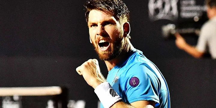 Бернабе Сапата Мираллес - Кэмерон Норри Бернабе Сапата Мираллес - Кэмерон Норри