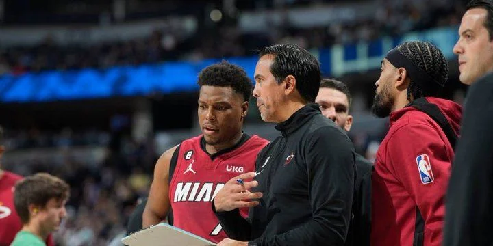 Шарлотт - Майами Шарлотт - Майами