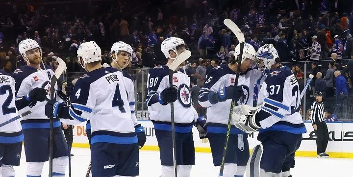 Виннипег Джетс - Лос-Анджелес Виннипег Джетс - Лос-Анджелес