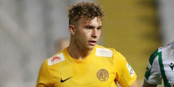 Неа Саламис - АЕЛ Лимасол