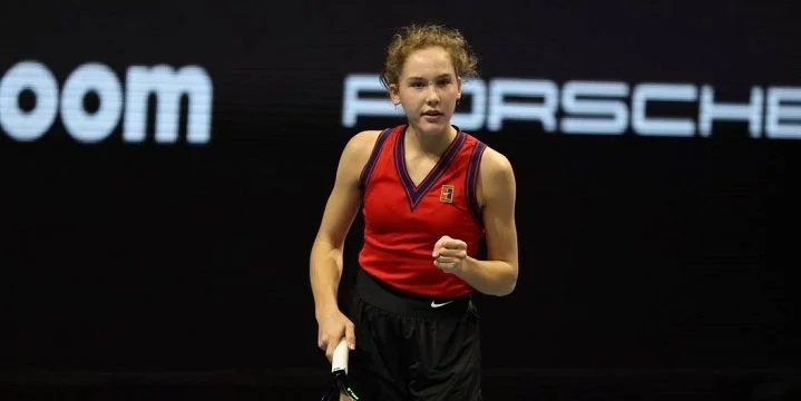 Кристина Букса - Эрика Андреева