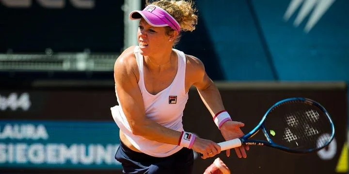 Анна Шмидлова - Лаура Зигемунд