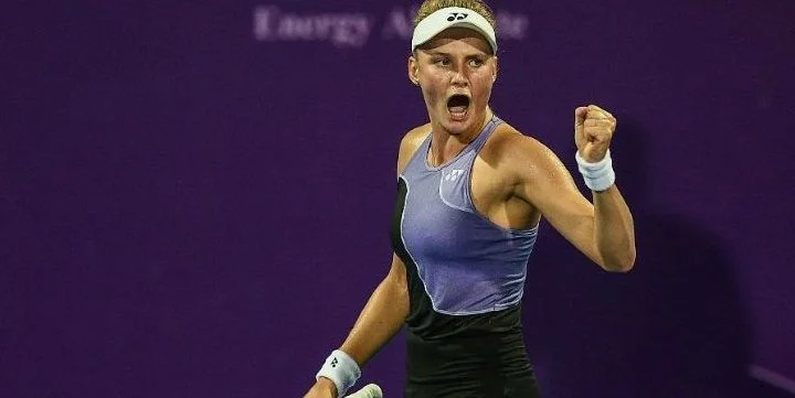 Даяна Ястремская - Анна Бондар