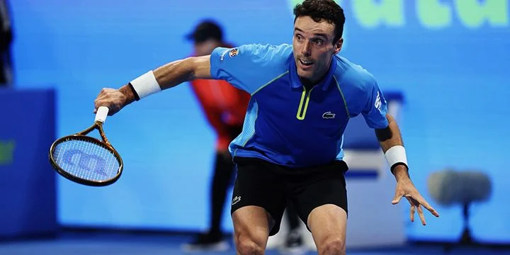 Роберто Баутиста - Эмиль Руусувори