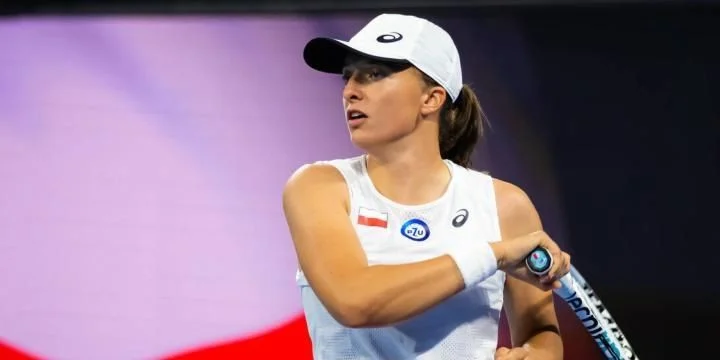 Ига Швентек - Клер Лиу Ига Швентек - Клер Лиу