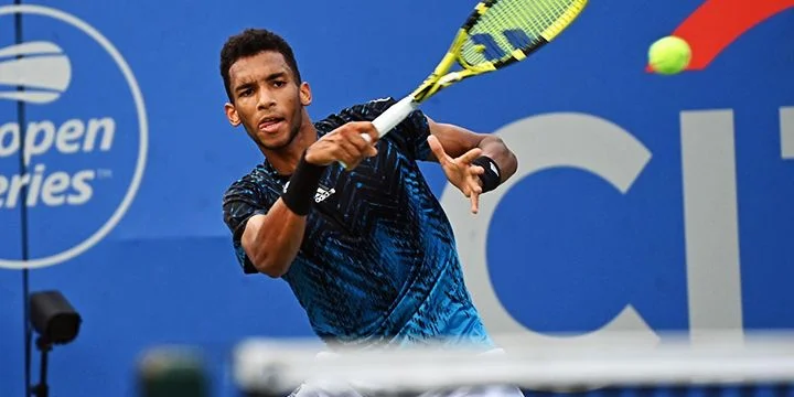 Педро Мартинес - Феликс Оже-Альяссим Педро Мартинес - Феликс Оже-Альяссим