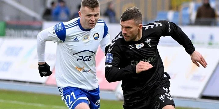 Гурник - Висла Плоцк