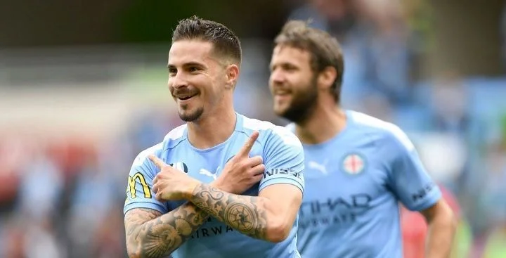 Макартур - Мельбурн Сити