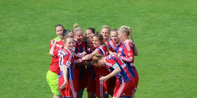 Бавария Мюнхен (Ж) - Арсенал