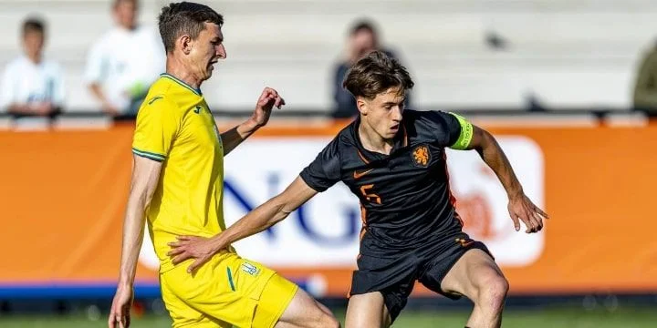 Украина (до19) - Люксембург (до19)