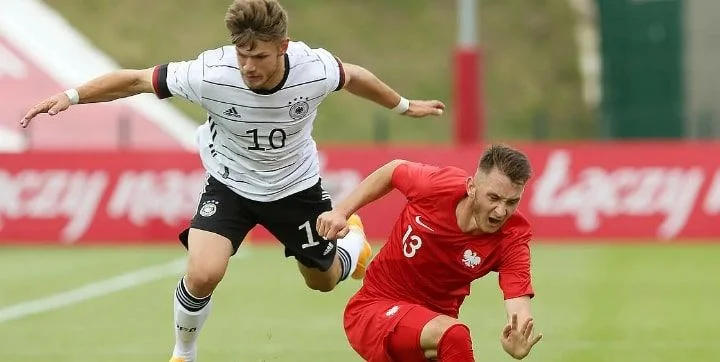 Германия U19 - Италия (до19) Германия U19 - Италия (до19)