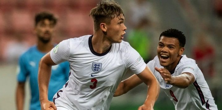 Англия U19 — Венгрия U19: прогноз на матч юношеского Чемпионата Европы