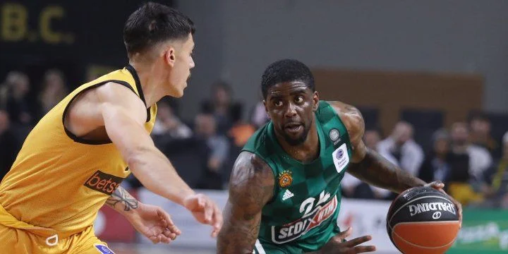 Панатинаикос - Бавария