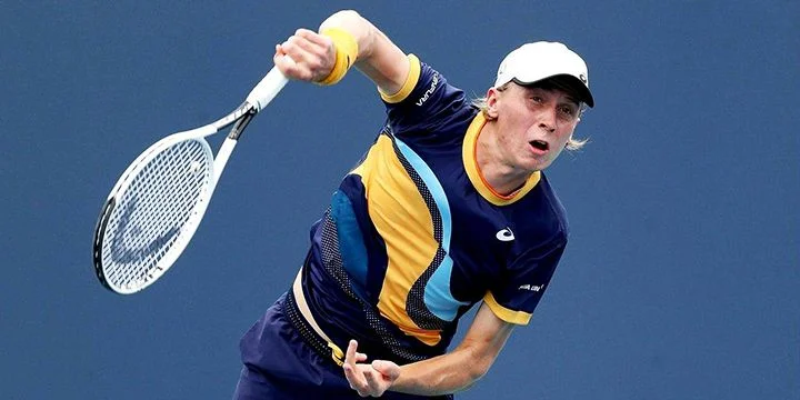 Ботик Ван де Зандшульп - Эмиль Руусувори