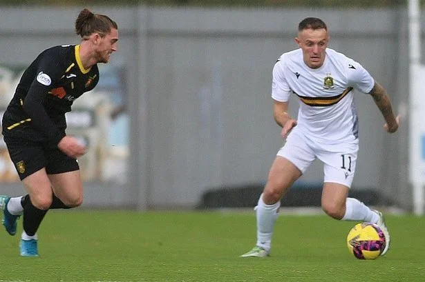 Дамбартон - Форфар Атлетик Дамбартон - Форфар Атлетик