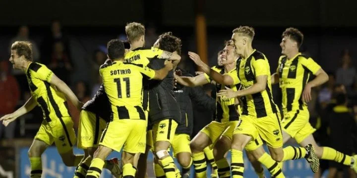 Веллингтон Феникс - Мельбурн Виктори