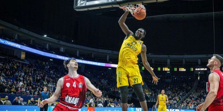 Панатинаикос - Альба