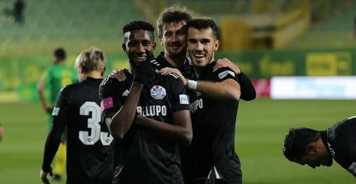 Славен Белупо - Вараждин