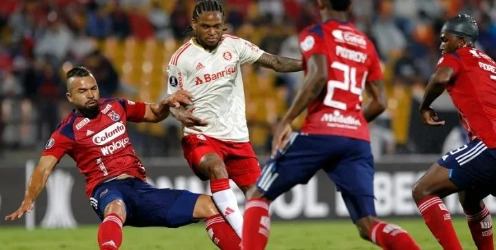 Интернасьонал - Алагоано