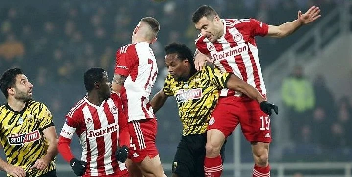 Олимпиакос - АЕК Афины