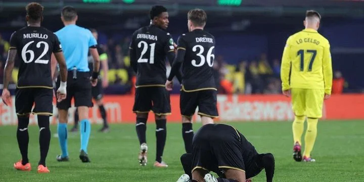 Андерлехт - АЗ