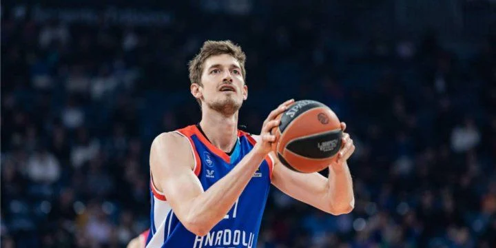 Анадолу Эфес - Монако