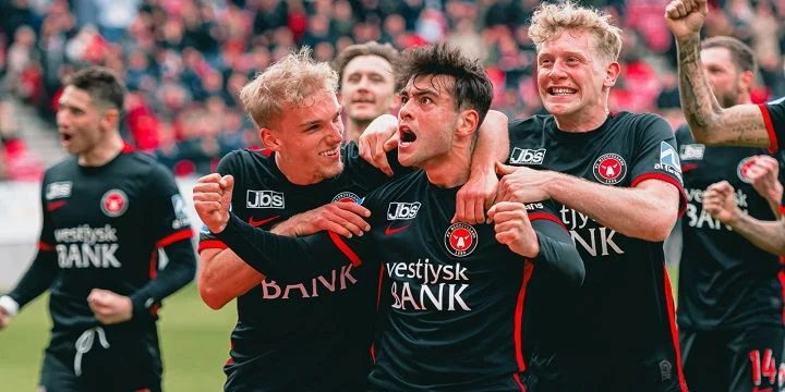 Мидтьюлланн - Ольборг Мидтьюлланн - Ольборг