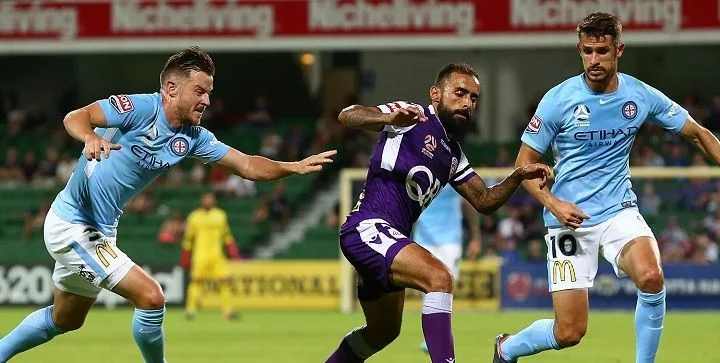 Централ Кост Маринерс - Мельбурн Сити