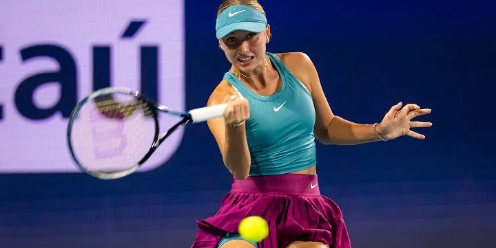 Петра Мартич - Анастасия Потапова