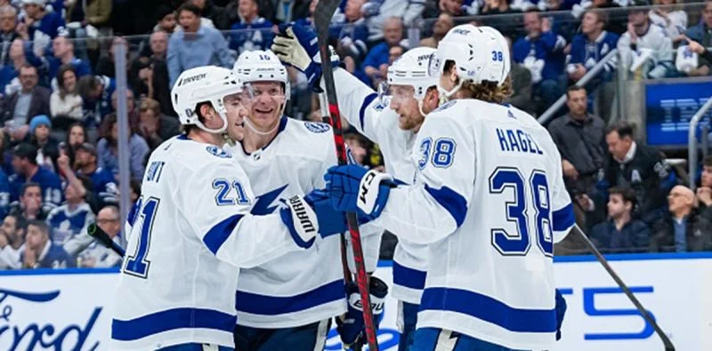 Тампа - Торонто