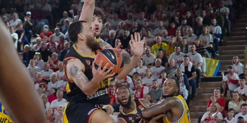 Монако - Маккаби Т-А