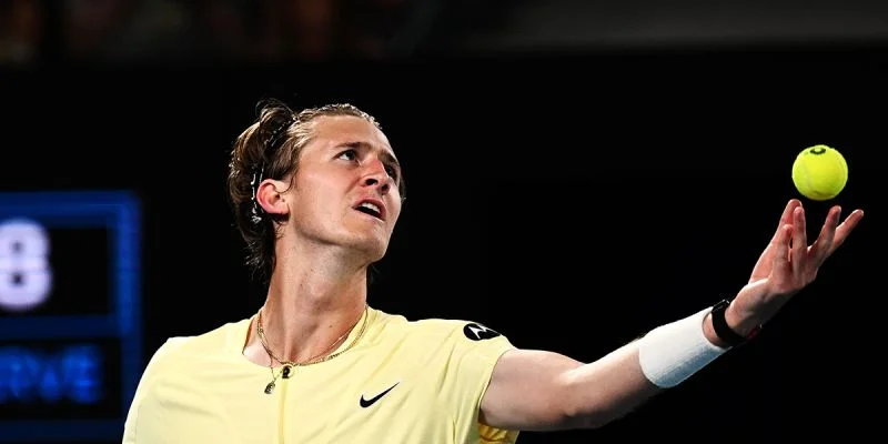 Себастьян Корда - Уго Гренье