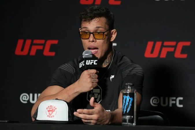 Кайо Борральо - Михал Олексийчук Кайо Борральо - Михал Олексийчук