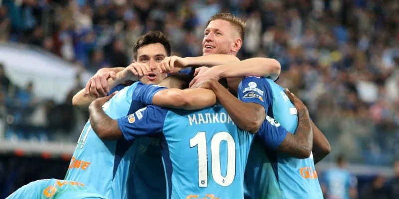 Крылья Советов - Зенит