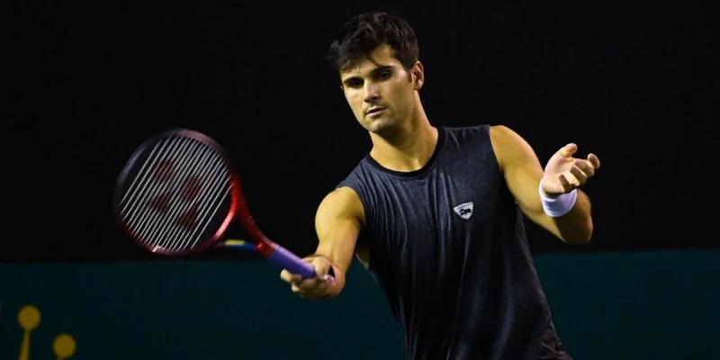 Себастьян Баес - Маркос Хирон