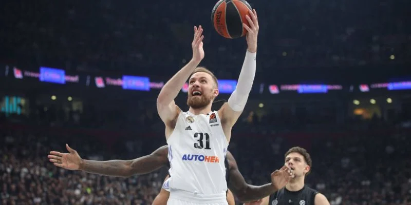 Реал М - Уникаха Реал М - Уникаха