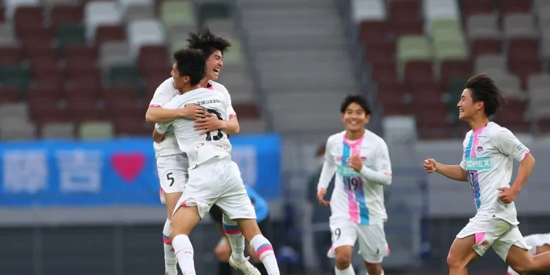 Кавасаки - Саган Тосу