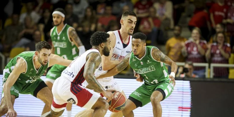 Нантер - Леваллуа Метрополитан Нантер - Леваллуа Метрополитан