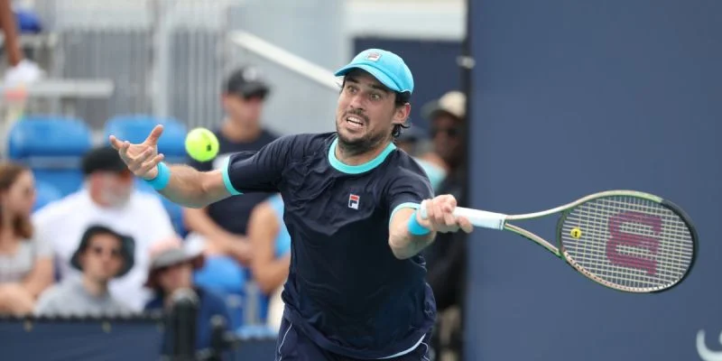 Гвидо Пелья - Максим Кресси