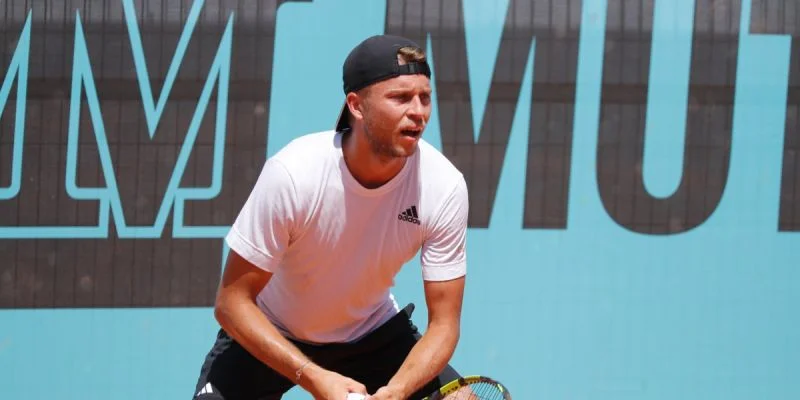 Александр Мюллер - Кэмерон Норри